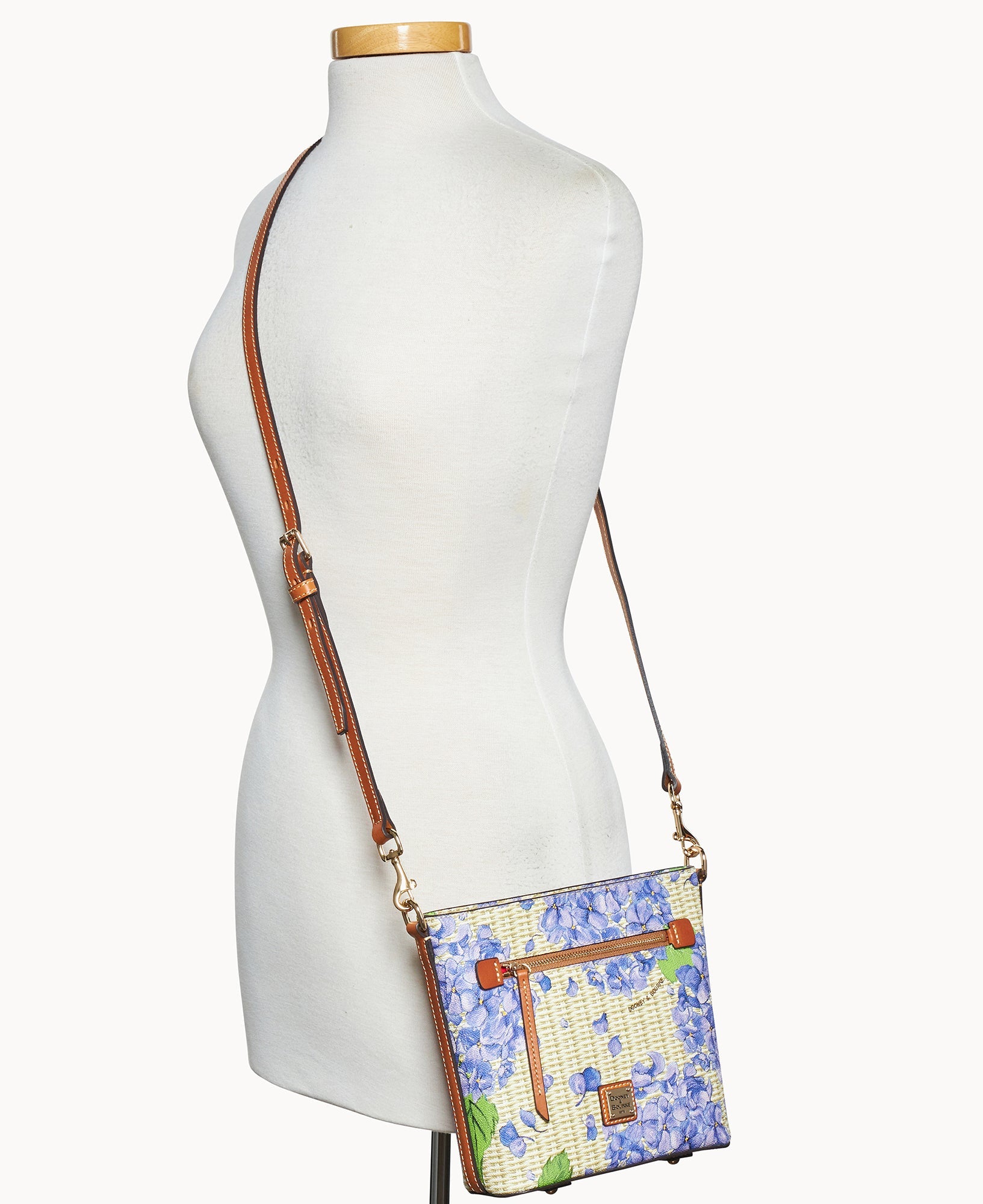 Hydrangea Basketweave Small Zip Crossbody