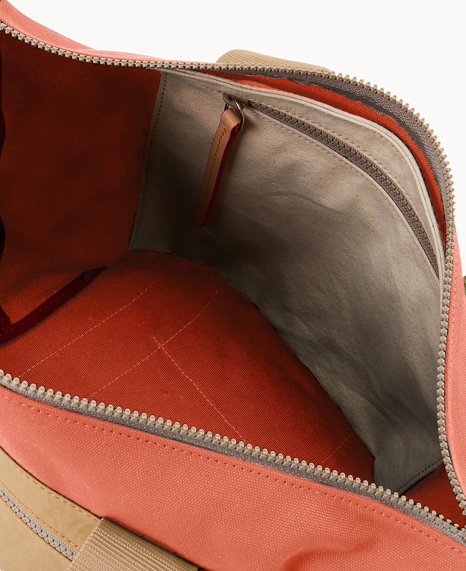 Canvas Carryall 28 with Pocket