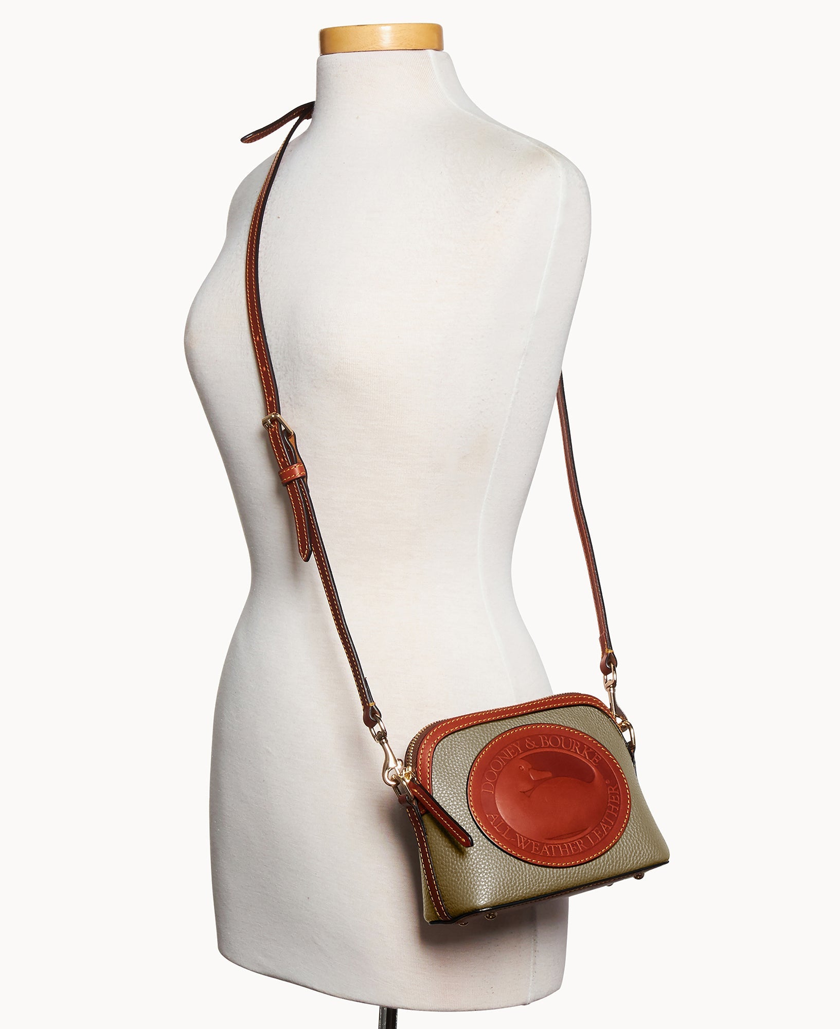 Heritage Domed Crossbody 18