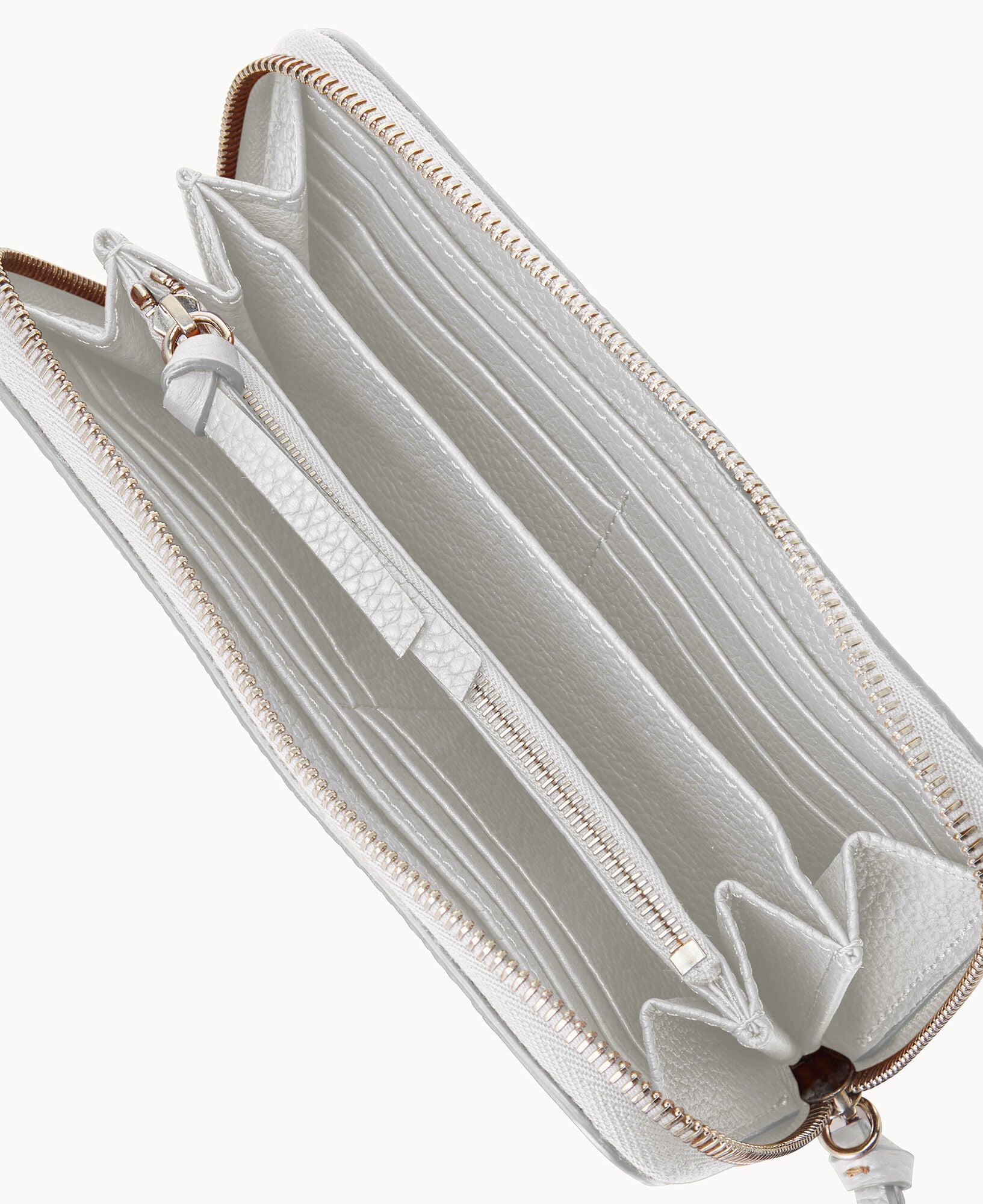Henrys Medium Zip Around Wristlet